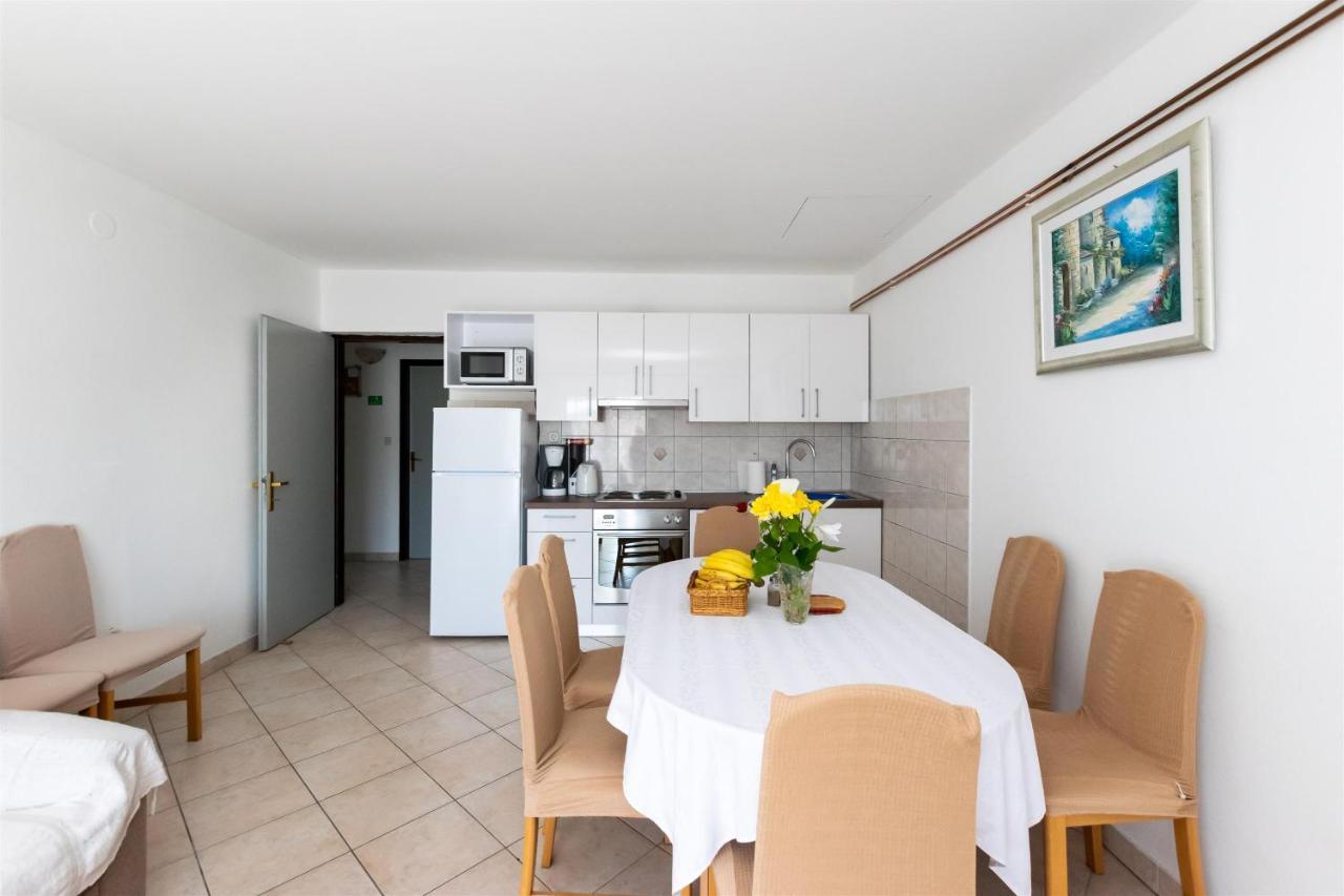 Apartments Boza Лопар Экстерьер фото